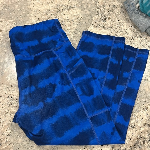 IDEALOLOGY workout leggings - Picture 3 of 3